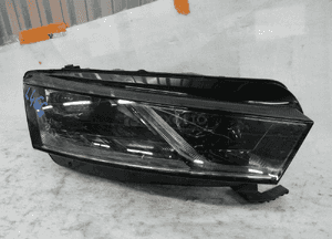 Skoda octavia iv 4 5E4 full led cała lampa przednia prawa 1