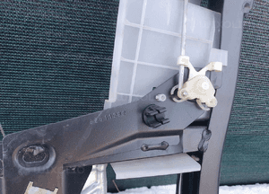 Ramka Podnosnik Szyby Mechanizm Linki Prowadnice Prawy Lewy Tył Tylny AUDI A4 B5 Sedan Kombi 26