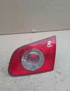 Lampa prawy tył w klapę vw passat B6 kombi nr 3C9945094A 1