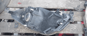 Przod przednia lampa lewa nissan note E11 2
