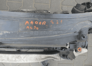 Pas przedni chłodnice audi A4 B7 3.2 fsi komplet 4