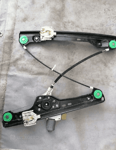 Podnośnik szyby prawy przód Bmw 3 E90 E91 04-12r 3