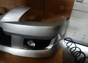 Zderzak przód przedni Mazda Premacy 22V 3