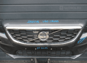 Zderzak przód przedni volvo V40 cross country 2012-2016 13