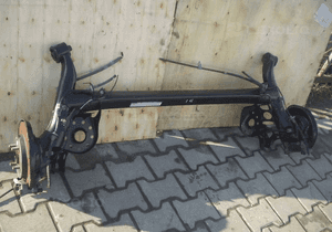 Belka oś tył tylna zawieszenie komplet Toyota IQ