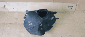 Obudowa filtra powietrza Audi A6 C6 2.7 TDI 059133835E 2