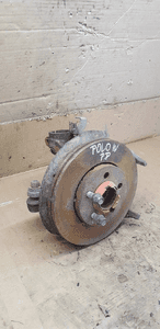 Zwrotnica piasta prawy przód przednia prawa VW Polo IV 9N 4