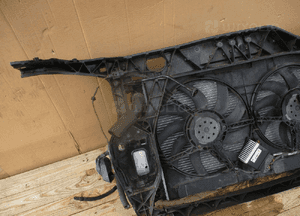 Pas przedni wzmocnienie chłodnice audi A4 B8 A5 8T 2.0 tdi 8