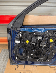 Alfa romeo stelvio drzwi prawe przednie ładne w kolor 092 10