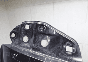 Błotnik przód prawy Toyota Land Cruiser 150 10