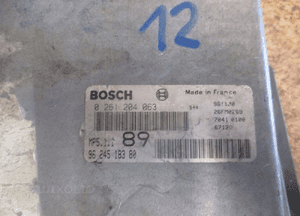 STEROWNIK SILNIKA PEUGEOT 406 1.8B 0261204063 1