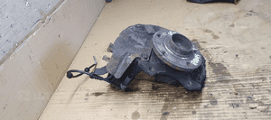 Zwrotnica lewy przód przednia lewa Skoda Roomster 1.4 TDI 2