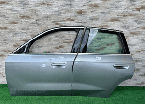 DRZWI BMW X1 U11 C67 1