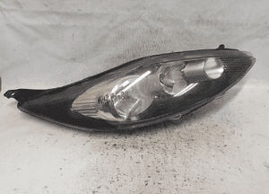 Przod przednia lampa prawa ford fiesta MK7 1