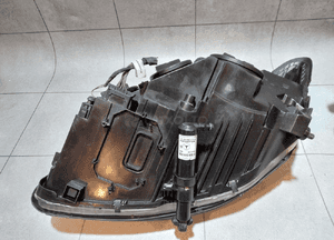 Mercedes W221 lampa prawa przed lift oryginał igła 7