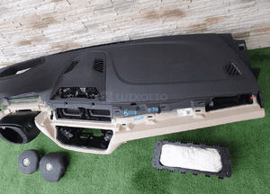 Deska konsola poduszki bmw 5 G30 G31 F90 M5 3