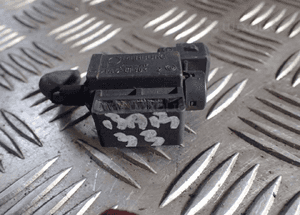 ZAWÓR ELEKTROMAGNETYCZNY AUDI,VW,SEAT 037906283A RADOM 1