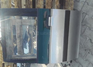 Mitsubishi L200 drzwi tył tylne  lewe 01-05 1