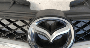 MAZDA 5 grill atrapa chłodnicy 2007 3