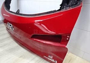 Klapa pokrywa tył toyota corolla E21 kombi 2019- 9