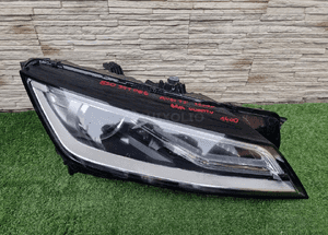 Lampa xenon audi tt 8S0 941006 1
