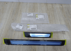 Audi A4 B8 listwa progowa pt 8K0853376 1