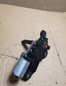 } VOLVO V50 SILNICZEK WYCIERACZKI 0390201823 2