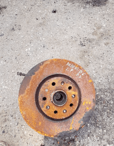 zwrotnica lewa przód passat b 7 2.0 tdi