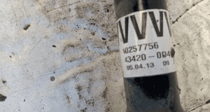 TOYOTA YARIS III 1.5 Hybryda półoś przednia 2011-2020 10257756 2