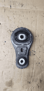 Łapa silnika poduszka Opel Vivaro B Trafic III 1.6 DCI 8200675206 93866731 1