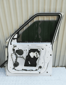 Land rover discovery 3 4 L319 drzwi przód prawe 7