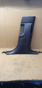 Osłona poszycie słupka prawa Audi A8 D3 4E0819704C 4