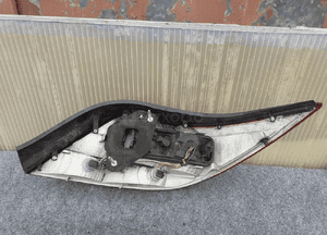 Lampa tylna tył lewa astra h cabrio 4