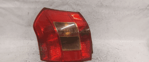 Tyl tylna lampa prawa toyota corolla E12 hb 1