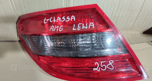 Lampa lewa tył tylna mercedes W204 sedan 2