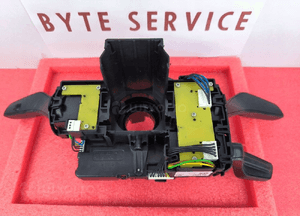 Audi OE Przełącznik zespolony 82A953521MT 5