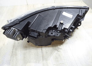 Volvo XC40 2018 LEWA strona Lampa przednia przód LLU 31655635 10