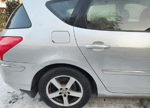 Peugeot 407 SW kombi błotnik tył tylny prawy lewy 2