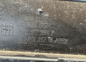 Seat arona lift zderzak przedni 21- 6