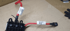 Klema plusowa moduł skrzynka Jaguar XF X250 8X2T14300AC 8X2T14300FC 6