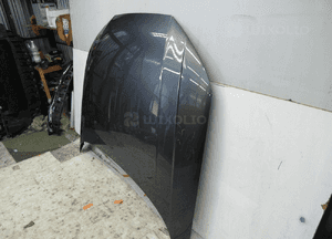 Audi A4 B9 8W maska pokrywa silnika 3