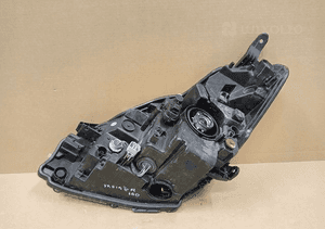 Lampa prawa prawy reflektor toyota yaris iii 3 led lift 17-20 2