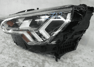 Audi Q3 83A full led matrix lampa przednia lewa przód 2