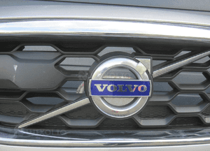 Zderzak przedni przód grill gril volvo V40 cross country 2012-2019 8