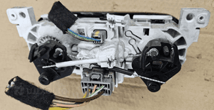 Dacia Dokker panel sterowania nawiewu dmuchawy 3