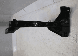 Audi Q7 4M lift mocowanie lampy wspornik ślizg lewy przód przedni 10