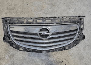 ATRAPA GRILL ZNACZEK Europa Opel Insignia A 08- EU 1