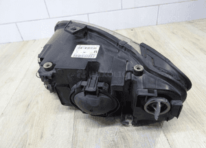 Audi A4 B7 lampa prawa przód 8E0941004AK anglik 6