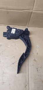 Pedał potencjometr gazu Audi A4 B8 8K1721523 4