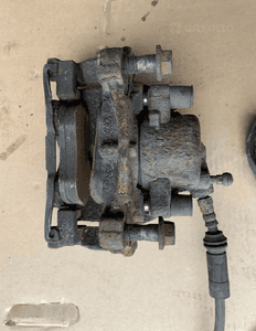 Zacisk hamulcowy prawy przód Ford S-MAX 3